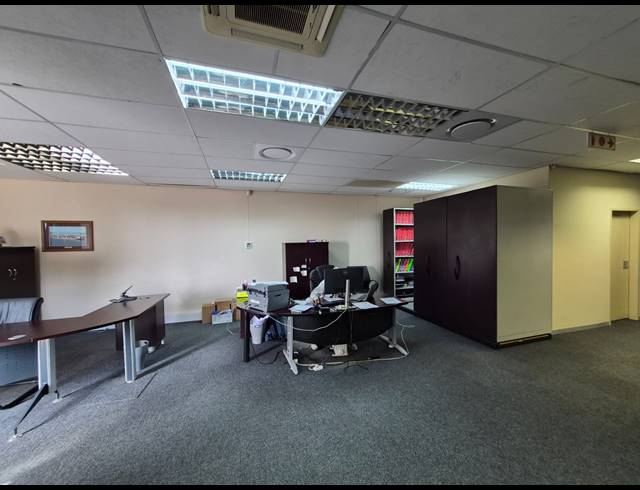 226M² OFFICE FOR SALE IN LITTLE FALLS